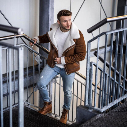 Åben Derfra våben Men's Winter Style: Brown Jacket With Light Blue Jeans, Combined With Steel  Accessories | MEN'S VECTOR